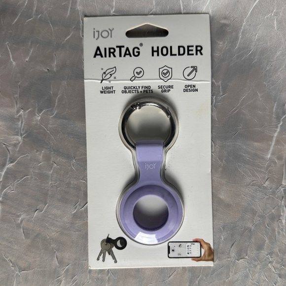 3/$20 💥 IJoy AirTag Holder Purple Silicone w/ Ring Hook - Picture 1 of 6